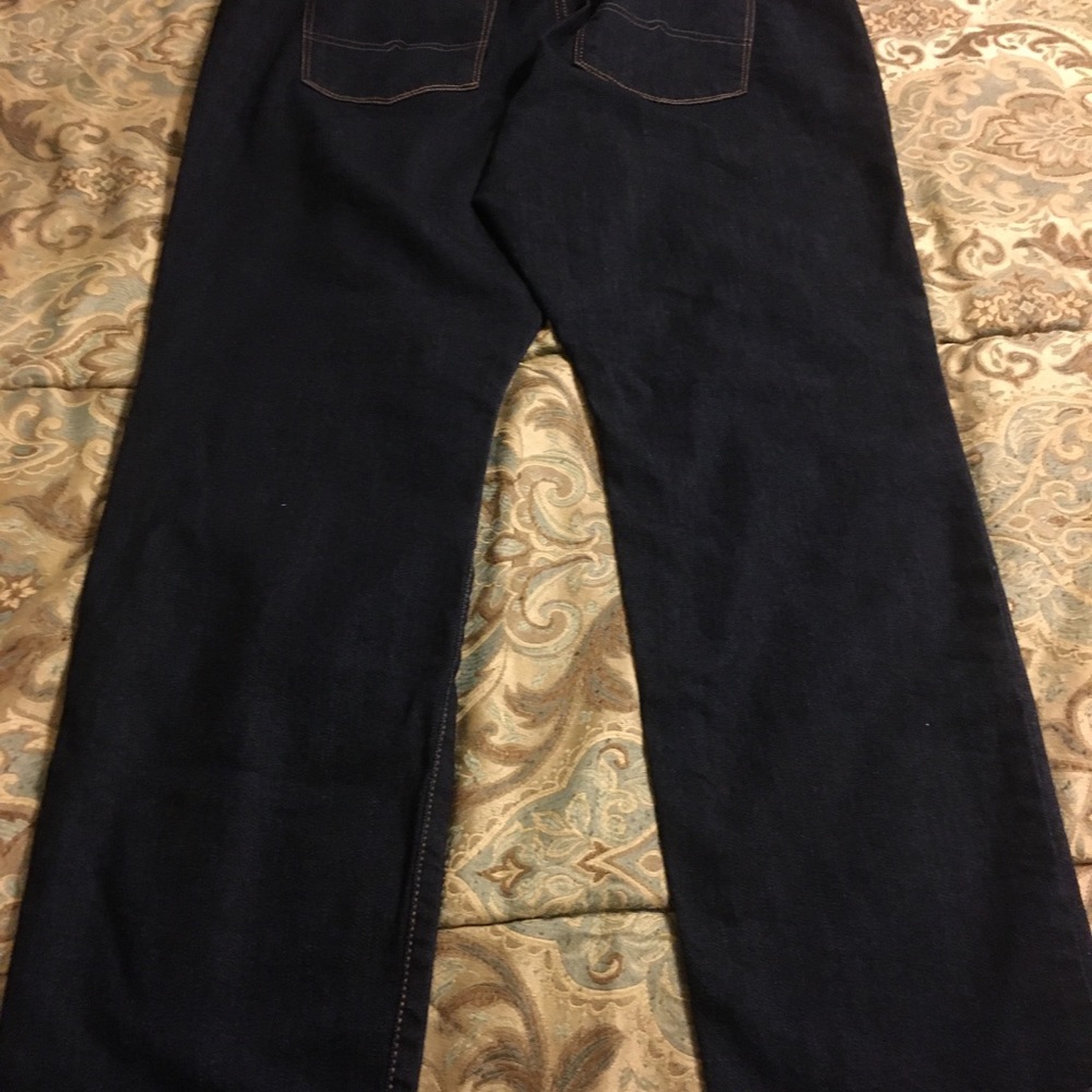 Jeans - Picture 2 of 4
